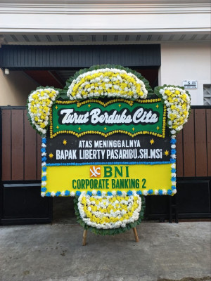 Papan Bunga Duka di Tatanga