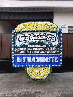 Papan Bunga Duka di Tatanga
